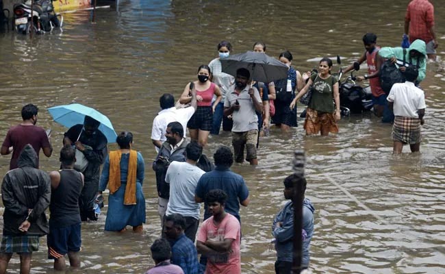 चेन्नई-तमिलनाडु के कई हिस्सों में बारिश और&nbsp;जलभराव की चेतावनी: पढ़ें 10 बड़ी बातें