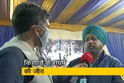 कृषि कानूनों की वापसी के बाद सिंघु बॉर्डर की ग्राउंड रिपोर्ट, क्या कह रहे हैं किसान? कृषि कानूनों की वापसी के बाद सिंघु बॉर्डर की ग्राउंड रिपोर्ट, क्या कह रहे हैं किसान?