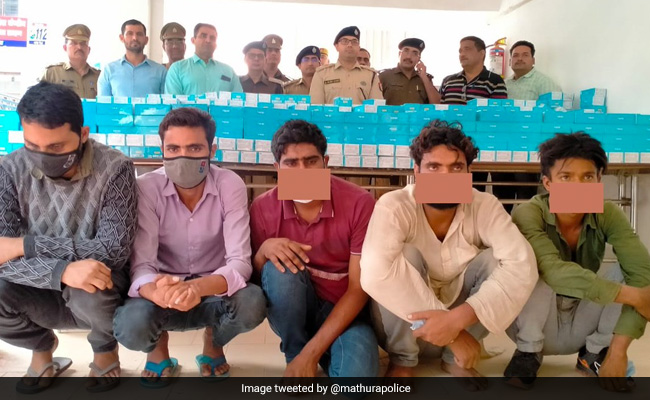 5 Men Arrested With Stolen Mobile Phones Worth Rs 1.5 Crore In UP