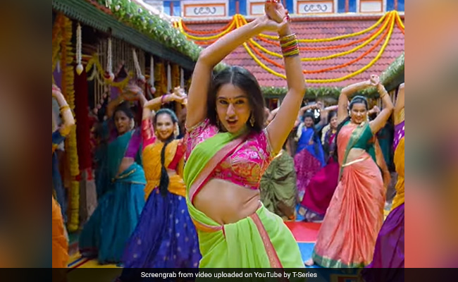 <I>Atrangi Re</i> Song <i>Chaka Chak</i>: Sara Ali Khan's "Fiery Moves" Will Make You Dance Your Heart Out