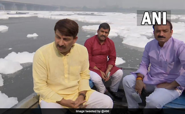 BJP's Manoj Tiwari Rides Boat In Foam-Covered Yamuna On Day 1 Of Chhath