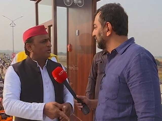 "If Government Puts National Flag On Vaccine Certificate, I Will Take It": Akhilesh Yadav