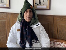 "Geared Up": Defence Minister Tweets On Visit To High-Altitude Memorial "Geared Up": Defence Minister Tweets On Visit To High-Altitude Memorial