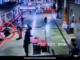 Watch: Mumbai Cop Saves Woman Who Slipped Trying To Board Moving Train Watch: Mumbai Cop Saves Woman Who Slipped Trying To Board Moving Train