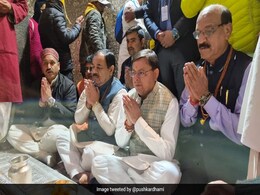 Uttarakhand Chief Minister Reviews Preparations Ahead Of PM's Kedarnath Visit Uttarakhand Chief Minister Reviews Preparations Ahead Of PM's Kedarnath Visit