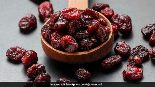 Raisins help increase low blood pressure