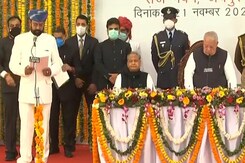 15 Ministers Take Oath In Rajasthan In Ashok Gehlot's Balancing Act 15 Ministers Take Oath In Rajasthan In Ashok Gehlot's Balancing Act