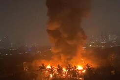 Fire At Samsung Service Centre In Mumbai, 8 Fire Trucks Rushed Fire At Samsung Service Centre In Mumbai, 8 Fire Trucks Rushed