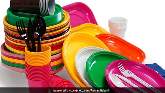 Use glass or stainless steel containers for both cold and hot foods