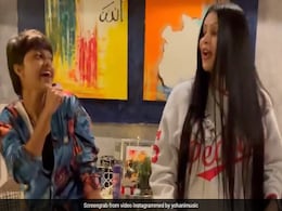 योहानी ने 'मानिके मागे हिते' सॉन्ग पर खुद किया डांस, वायरल वीडियो देख बन जाएगा दिन योहानी ने 'मानिके मागे हिते' सॉन्ग पर खुद किया डांस, वायरल वीडियो देख बन जाएगा दिन