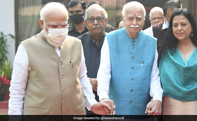 PM Visits LK Advani On His Birthday: "Nation Remains Indebted To Him"