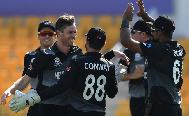 Ind vs Nz: कीवी पूर्व क्रिकेटर ने भारत के खिलाफ न्यूजीलैंड की इस रणनीति पर उठाए सवाल