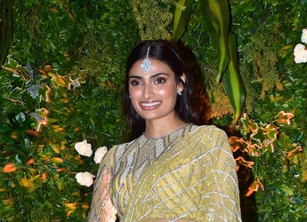 Athiya Shetty's Foodie Favourites Are Too Relatable, Here's Proof Athiya Shetty's Foodie Favourites Are Too Relatable, Here's Proof