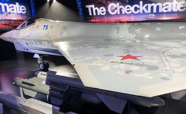 Russia Pitches Futuristic Jet At Dubai Airshow As UAE Waits For US Planes