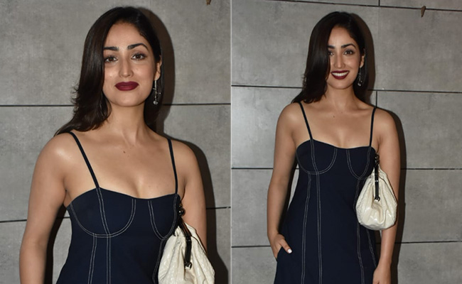 Yami Gautam's Black Denim Dress Is A Casual Chic Addition In Anyone's Closet