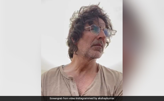 Akshay Kumar Remembers His Mom In An Emotional Post