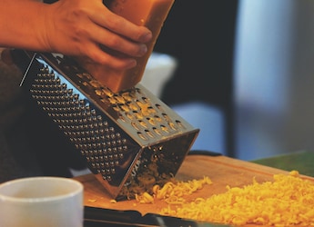 5 Of The Best Grater Options To Grate Cheese Perfectly 5 Of The Best Grater Options To Grate Cheese Perfectly