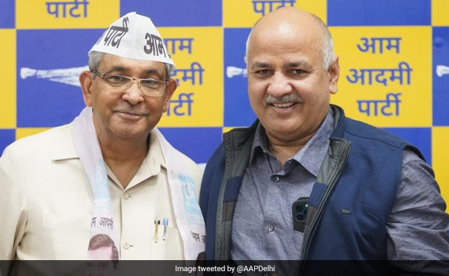 Five-Time Congress Councillor Joins AAP Ahead Of Delhi Civic Polls