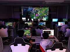 3 Detained For Organising Event With 2,000 Attendees In China's Wuhan
