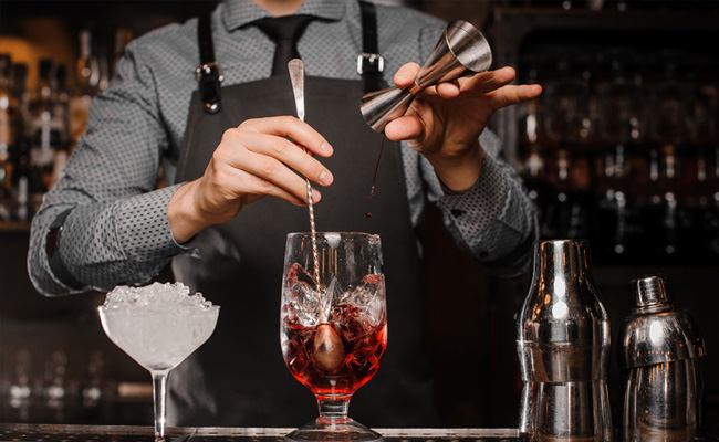 9 Amazing Cocktails To Serve At Your Diwali Party