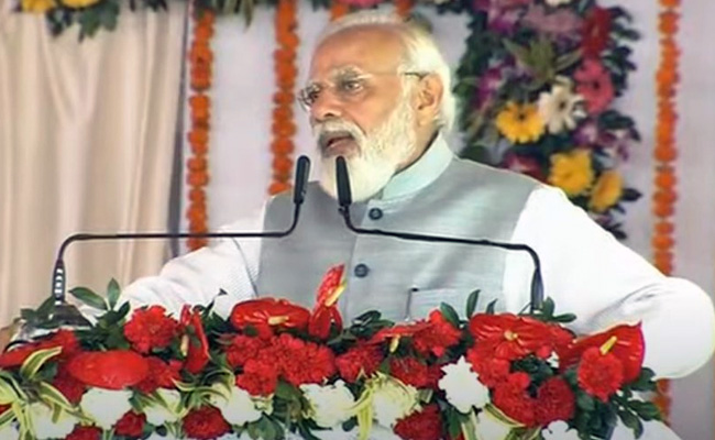 "Reaching Lucknow Was Like Mahabharata": PM Blasts Previous UP Governments