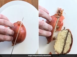 शेफ के बनाएं केक को प्याज समझ बैठे लोग, वायरल वीडियो देख आप भी खा जाएंगे धोखा शेफ के बनाएं केक को प्याज समझ बैठे लोग, वायरल वीडियो देख आप भी खा जाएंगे धोखा