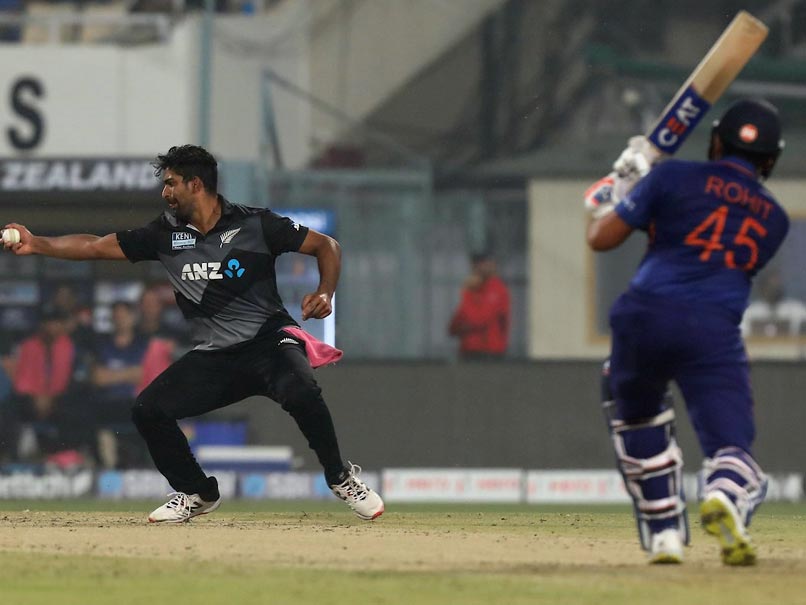 Watch: Ish Sodhi's Wonder Return Catch To Dismiss Rohit Sharma In 3rd T20I