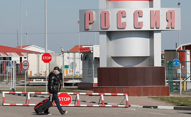 On US Sanctions' Threats Over Ukraine, Russia Says Won't "Back Away"