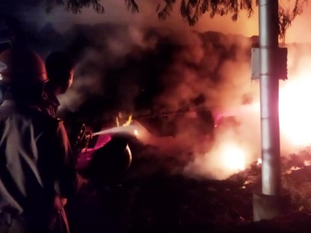 2 Killed As Lorries Catch Fire After Collision In Karnataka's Kalaburagi