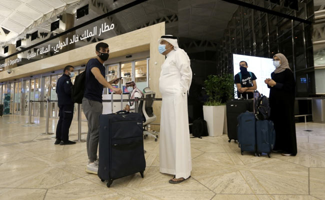 Saudi To Allow Conditional Entry "From All Countries" Despite New Strain