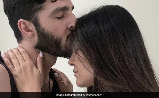This Is What Sushmita Sen's Boyfriend Rohman Shawl Wrote In Her Birthday Note
