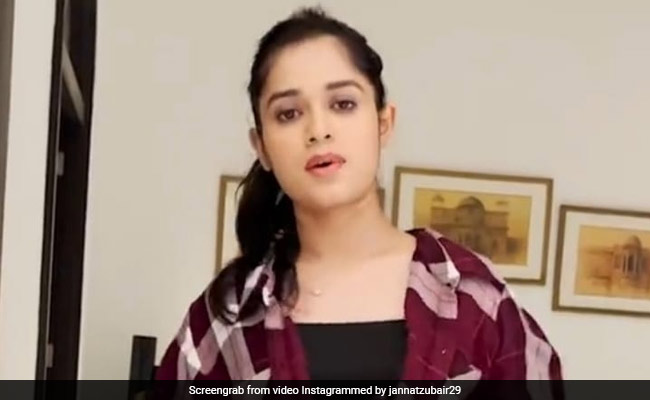 जन्नत ज़ुबैर ने सलमान खान के स्टाइल को किया कॉपी, वीडियो में दादागिरी करती आईं नजर...देखें Video