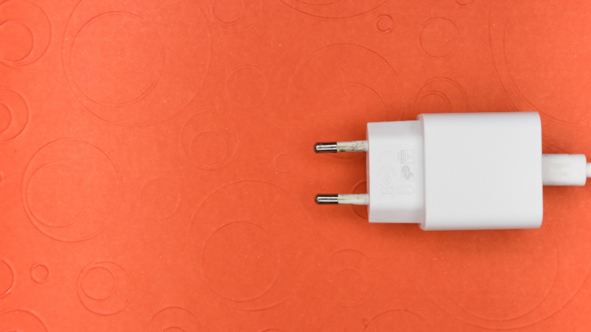 Best Deals You Can Find on Popular Fast Chargers (10W or Above) Right Now