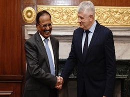 किसी अफगानी सरकार को अंतरराष्ट्रीय मान्यता मिलने से पहले उसे अफगानिस्तान के भीतर की वैधानिकता अहम : सूत्र किसी अफगानी सरकार को अंतरराष्ट्रीय मान्यता मिलने से पहले उसे अफगानिस्तान के भीतर की वैधानिकता अहम : सूत्र