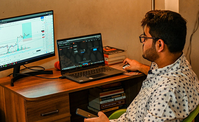 From India To Nigeria, Youngsters Choose The App Route To Invest