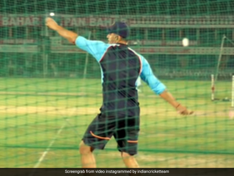 SA vs IND 1st Test: द्रविड़ ने किया रहाणे को खिलाने का इशारा, तो फैंस ने आयी कुछ ऐसी प्रतिक्रिया