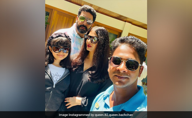 Viral Pic Of Aishwarya Rai Bachchan, Abhishek And Aaradhya With A Fan