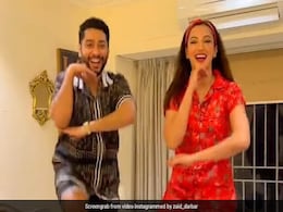 नाइट ड्रेस पहन गौहर खान ने पति जैद संग किया शानदार डांस, वीडियो देख फैन्स के यूं आए रिएक्शन नाइट ड्रेस पहन गौहर खान ने पति जैद संग किया शानदार डांस, वीडियो देख फैन्स के यूं आए रिएक्शन