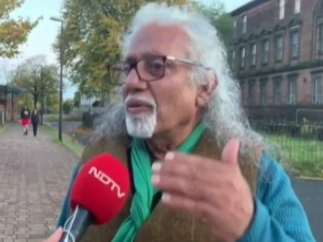 70-Year-Old Walks From London To Glasgow For Climate Justice