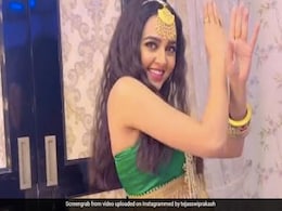 तेजस्वी प्रकाश ने ग्रीन ड्रेस में 'पानी पानी' सॉन्ग पर किया बैली डांस, देखें 'तेजा' का शानदार वीडियो तेजस्वी प्रकाश ने ग्रीन ड्रेस में 'पानी पानी' सॉन्ग पर किया बैली डांस, देखें 'तेजा' का शानदार वीडियो
