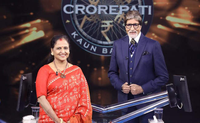 KBC13 की तीसरी करोड़पति बनीं गीता सिंह, 15 साल से कर रही थीं कोशिश, जीप और बाइक चलाने की हैं शौकीन