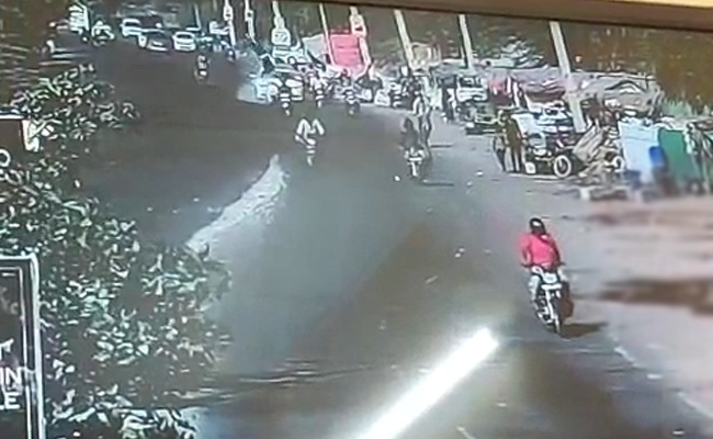 On Camera, Speeding Audi Rams Bikes, Roadside Huts In Jodhpur, 1 Killed