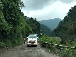 'चीन बना रहा हेलीपैड...' : चार धाम की सड़क चौड़ी करने के मामले में केंद्र ने सुप्रीम कोर्ट में कहा 'चीन बना रहा हेलीपैड...' : चार धाम की सड़क चौड़ी करने के मामले में केंद्र ने सुप्रीम कोर्ट में कहा