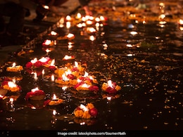Diwali 2024 Date: इस साल कब है दिवाली और क्या है शुभ मुहूर्त?, यहां जानें दिपावली का 5 दिनों का कलेंडर Diwali 2024 Date: इस साल कब है दिवाली और क्या है शुभ मुहूर्त?, यहां जानें दिपावली का 5 दिनों का कलेंडर