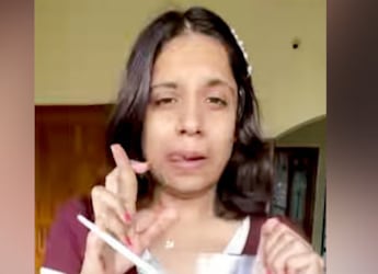 Watch: Blogger Cooks Maggi With Milk, Chocolate Sauce; Video Goes Viral Watch: Blogger Cooks Maggi With Milk, Chocolate Sauce; Video Goes Viral