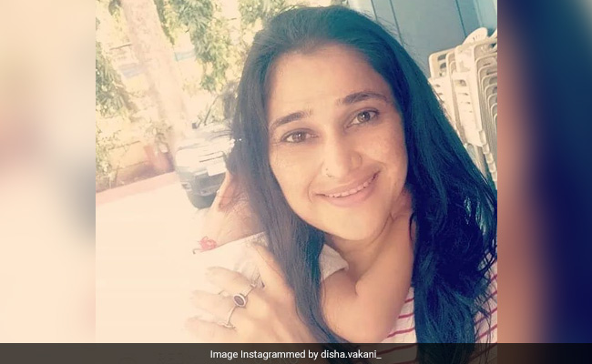 तारक मेहता की दयाबेन की बेबी के साथ फोटो हुई वायरल, दिशा वकानी को पहचानना हुआ मुश्किल तारक मेहता की दयाबेन की बेबी के साथ फोटो हुई वायरल, दिशा वकानी को पहचानना हुआ मुश्किल