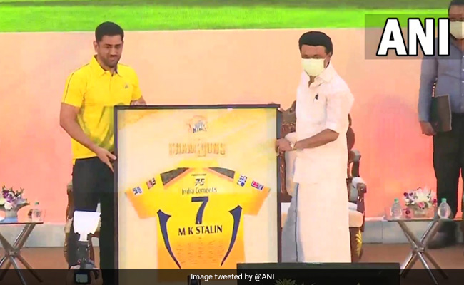 "Always Cool": MK Stalin Wants MS Dhoni On Team Chennai For More Seasons