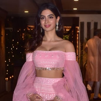 khushi kapoor pink dress Khushi Kapoors Uber-Glam Looks