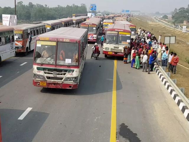 "Government Buses Used To Bring Crowds" At PM Event, Claims Opposition