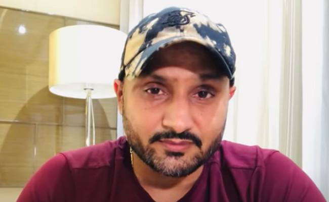 राशिद के नाम पर भज्जी पाकिस्तानी ट्रोलर्स पर हुए आग-बबूला, बोले..तो होगा हिसाब बराबर